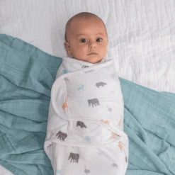 Aden + Anais™ Essential S Easy Swaddle™ Pucksack 1.5 TOG 3-pack Wild Prairie Velboa 0-3 Meses 9 Aden + Anais™ Essential S Easy Swaddle™ Pucksack 1.5 TOG 3-pack Wild Prairie Velboa 0-3 Meses -Tienda De Cuidado Del Bebé aden anais essential s easy swaddle pucksack 1 5 tog 3 pack wild prairie velboa 0 3 meses a383670 2