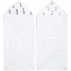 Aden + Anais™ Essential S Hooded Bath Towel 2-pack Safari Babes -Tienda De Cuidado Del Bebé aden anais essential s hooded bath towel 2 pack safari babes a391391 2